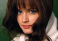 Alexis Bledel - Garota d olhos azuis (1)